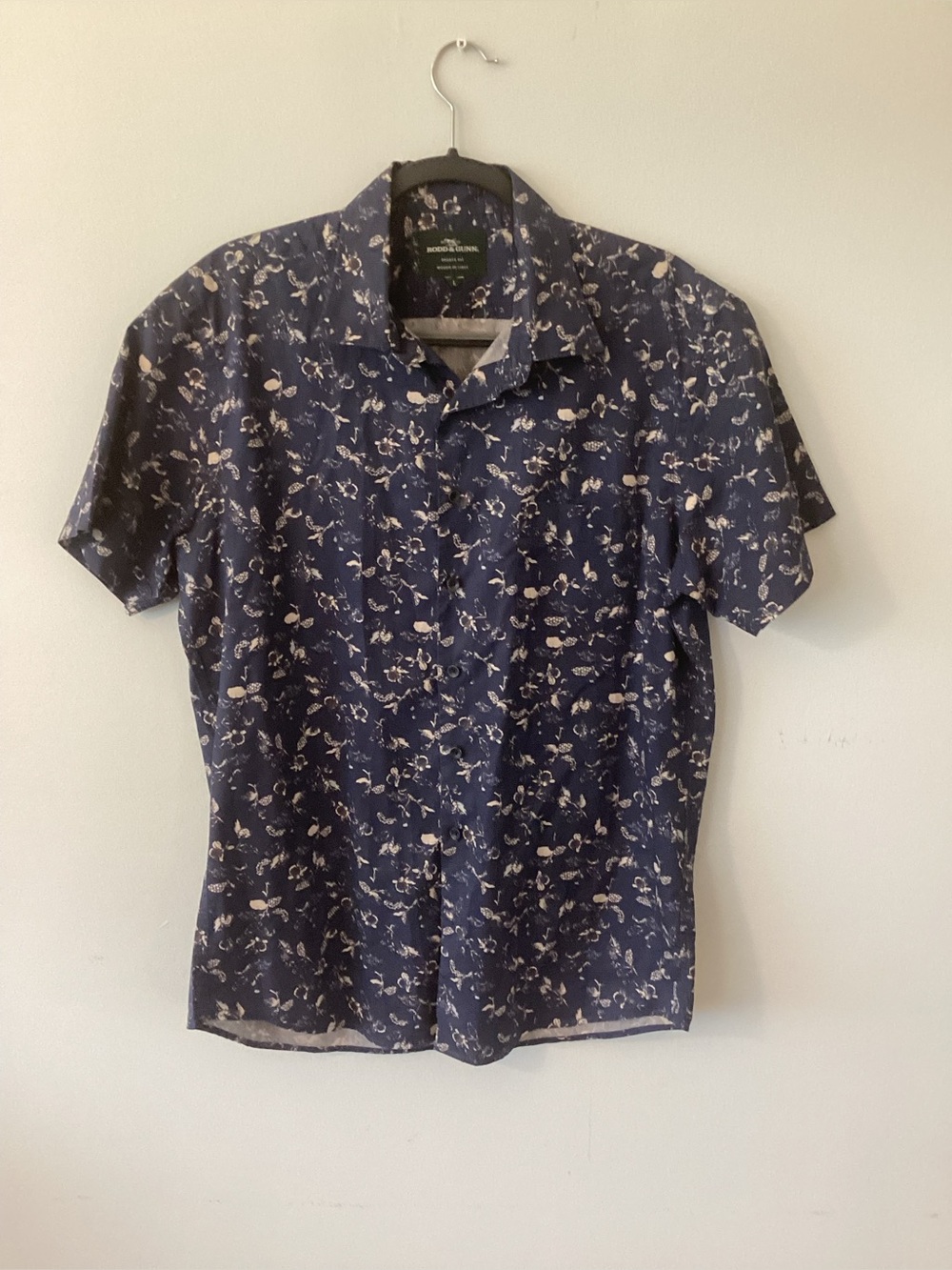 Rodd & Gunn Short-Sleeve Navy Floral Button-Down Shirt Sports Fit